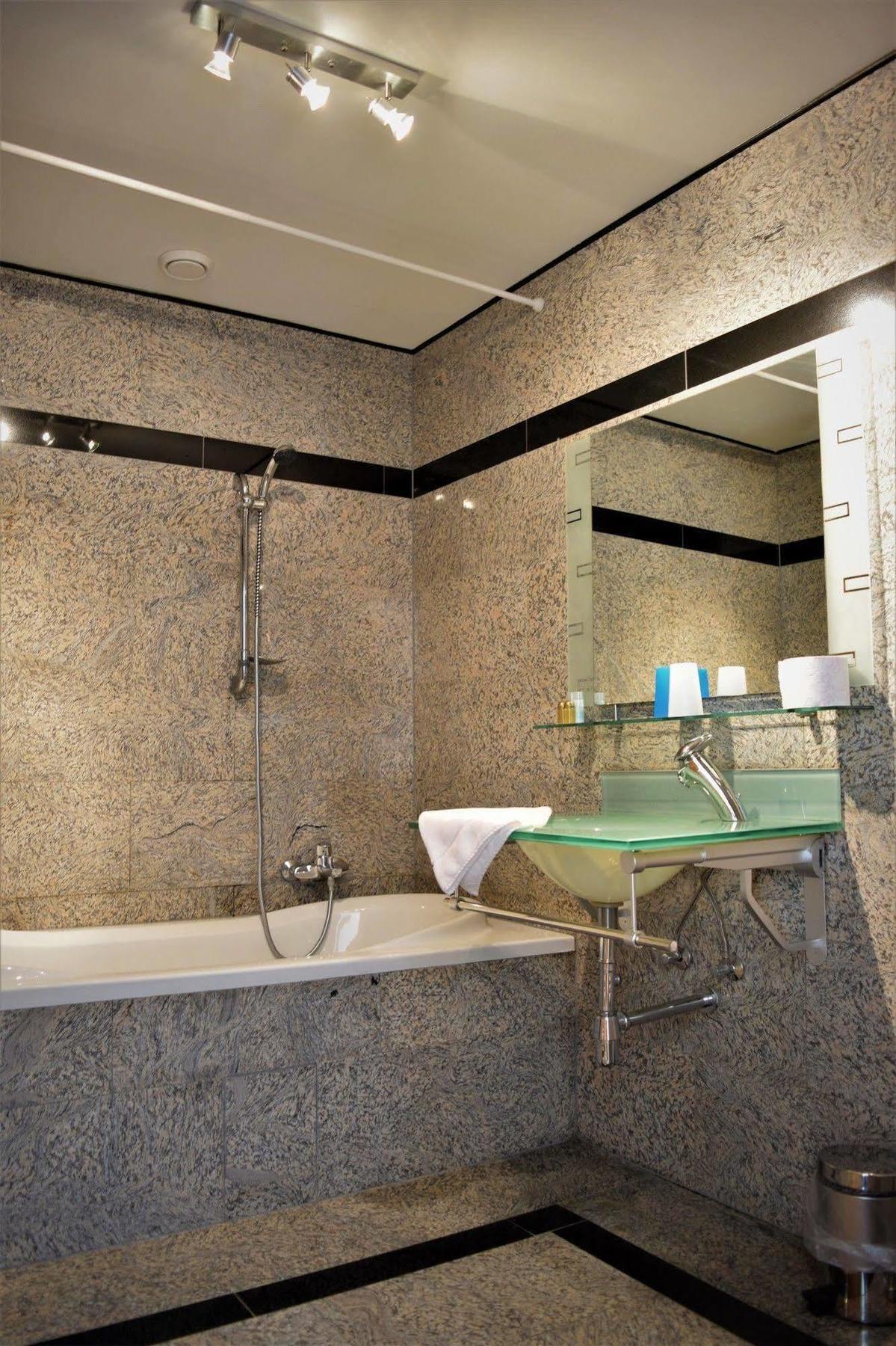 Hotel Maurice 니우블릿 외부 사진
